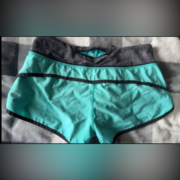 Lululemon Speed Shorts - Picture 1 of 2
